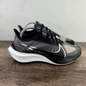 Nike Black and Gray Athletic Shoes